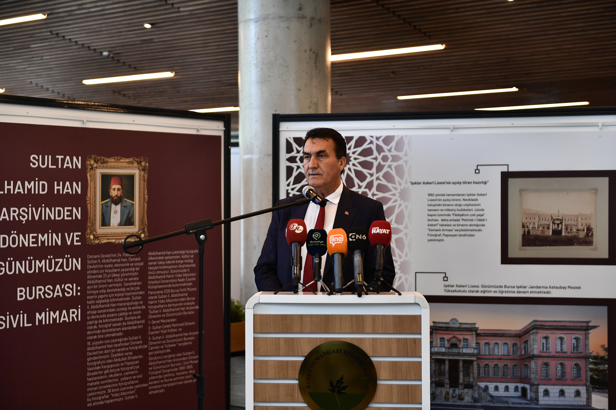 Osmangazi’den Ulu Hakan’a vefa sergisi