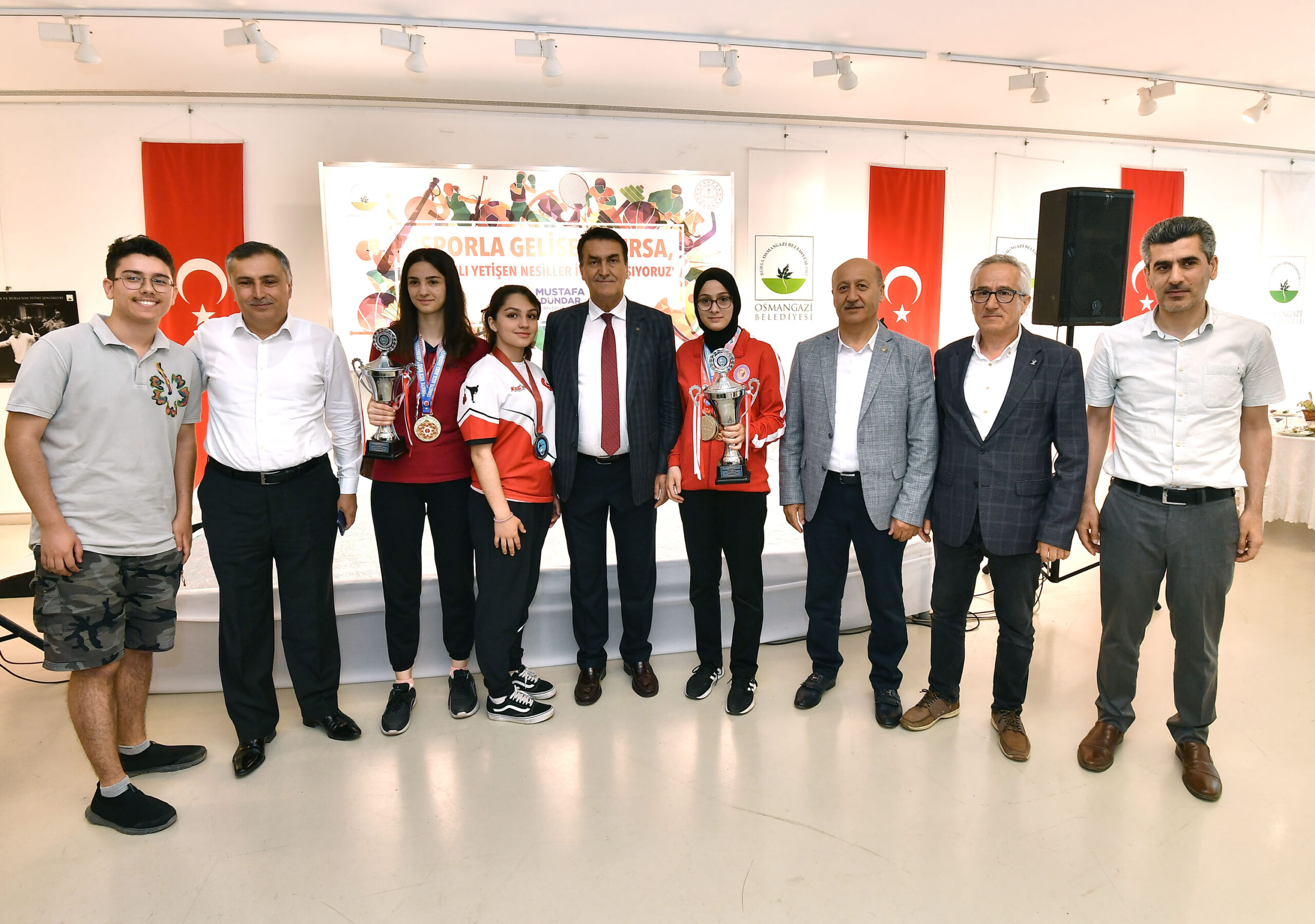 Osmangazi’nin şampiyonları bir arada Osmangazi’nin şampiyonları bir arada