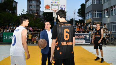 Tatlıtop heyecanı Mustafakemalpaşa’da yaşanıyor