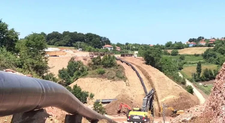 Karadeniz gazı için borular döşenmeye başlandı Karadeniz gazı için borular döşenmeye başlandı