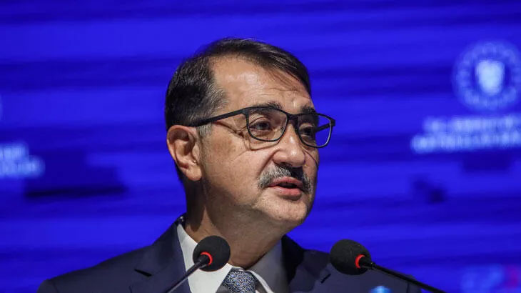 Bakan Dönmez açıkladı! Elektrik dağıtım sektörüne 20 milyar lira yatırım Bakan Dönmez açıkladı! Elektrik dağıtım sektörüne 20 milyar lira yatırım