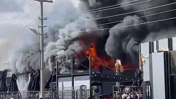 Bir kıvılcım yetti! Kozmetik fabrikasındaki yangının bilançosu açıklandı