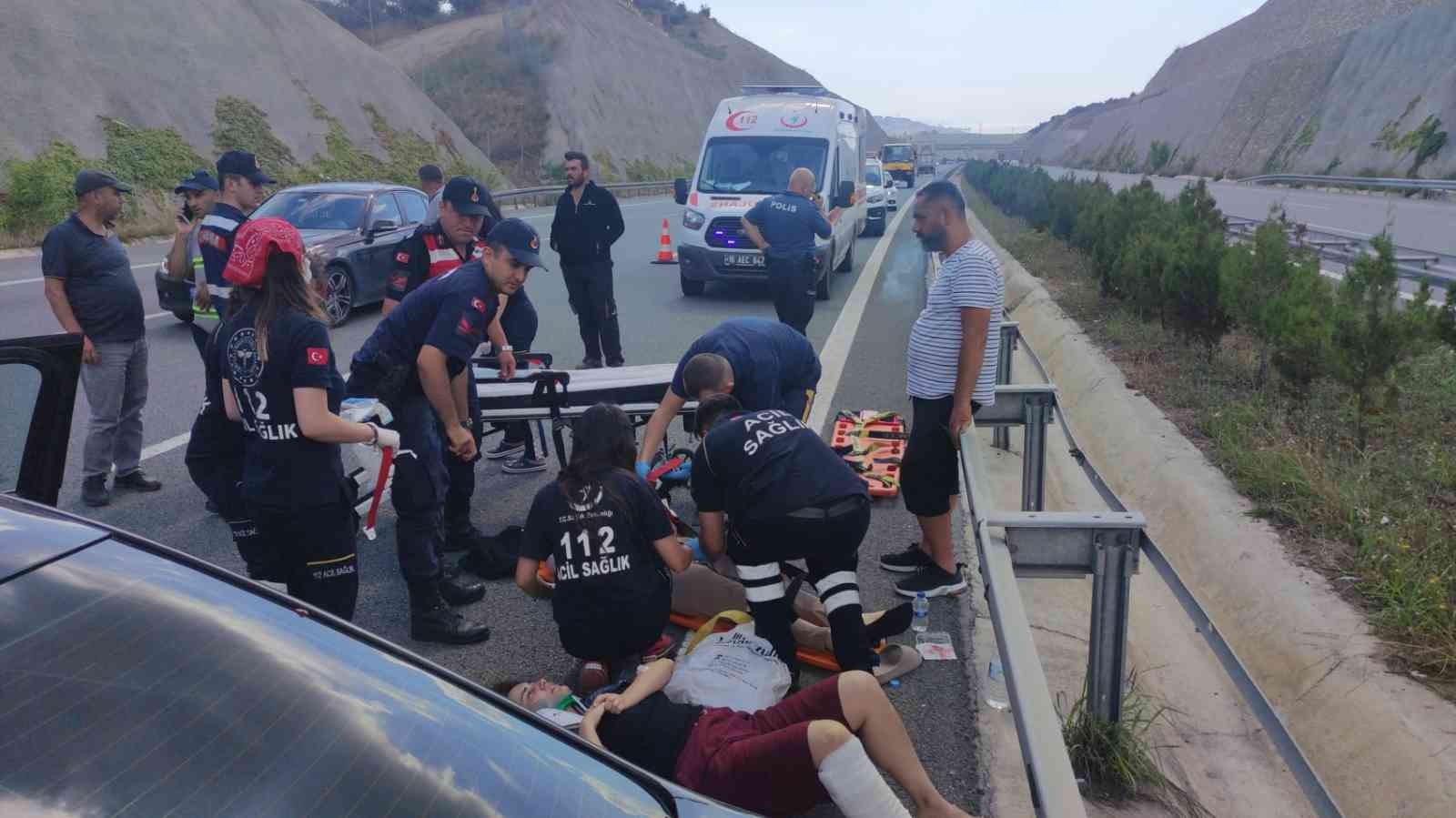 Bursa’da feci kaza: 2’si ağır 4 yaralı Bursa’da feci kaza: 2’si ağır 4 yaralı