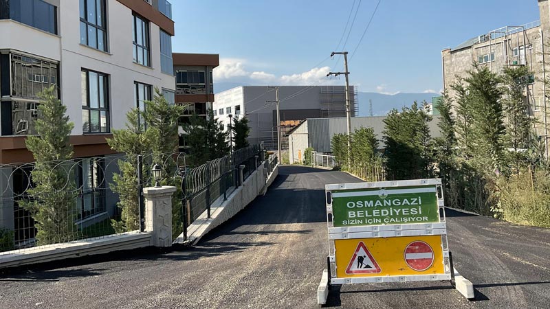 Osmangazi’den yoğun asfalt mesaisi