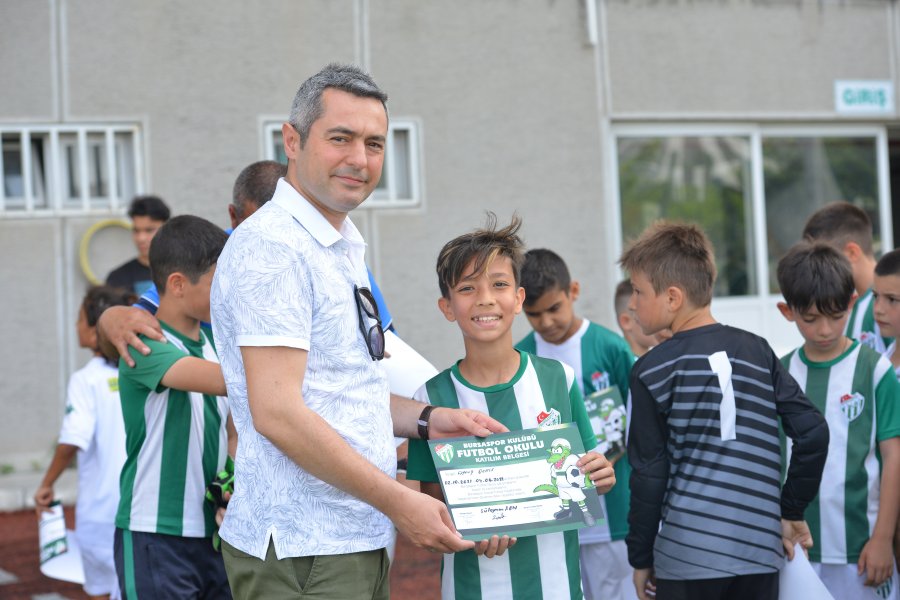 Bursaspor Başkanı Banaz’dan açıklama; ‘Geleceğimizin teminatıdır’