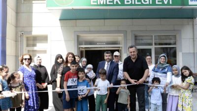 Bilgi Evi öğrencilerinden renkli sergi