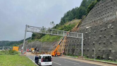 Anadolu Otoyolu’nda heyelan