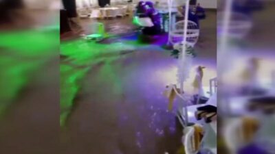 Düğünü sel bastı