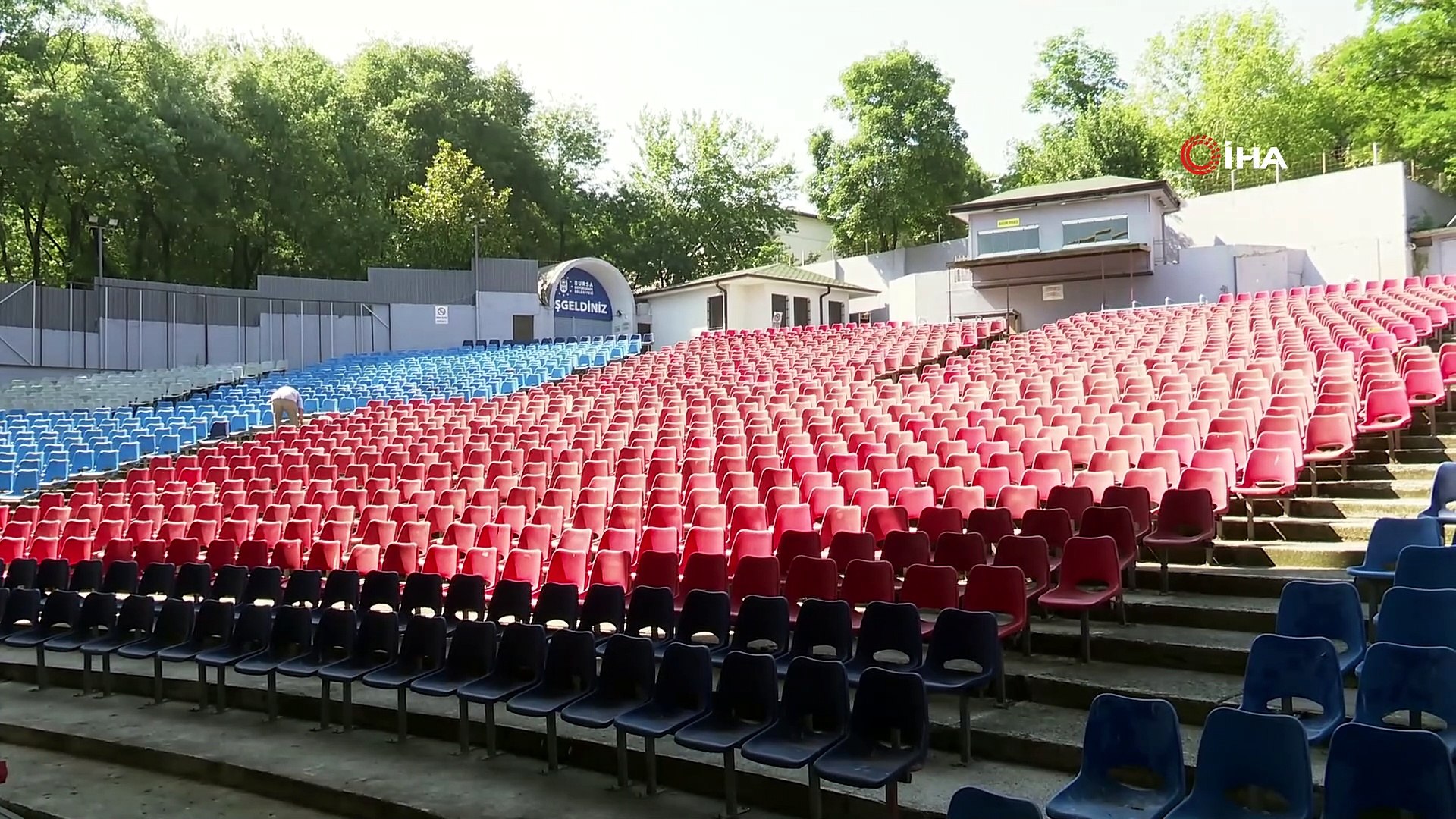 Bursa’da Açıkhava Tiyatrosu yıkılacak mı? Başkan Aktaş yeni kararı OLAY’da açıkladı…