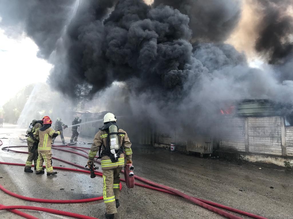 Bursa’da fabrikada yangın