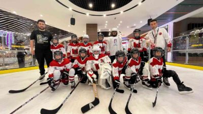 Bursa’nın buz hokeyi yıldızları şampiyonaya hazır