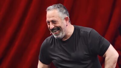 Cem Yılmaz’dan dikkat çeken Disney Plus paylaşımı: Sorun olursa buradayım