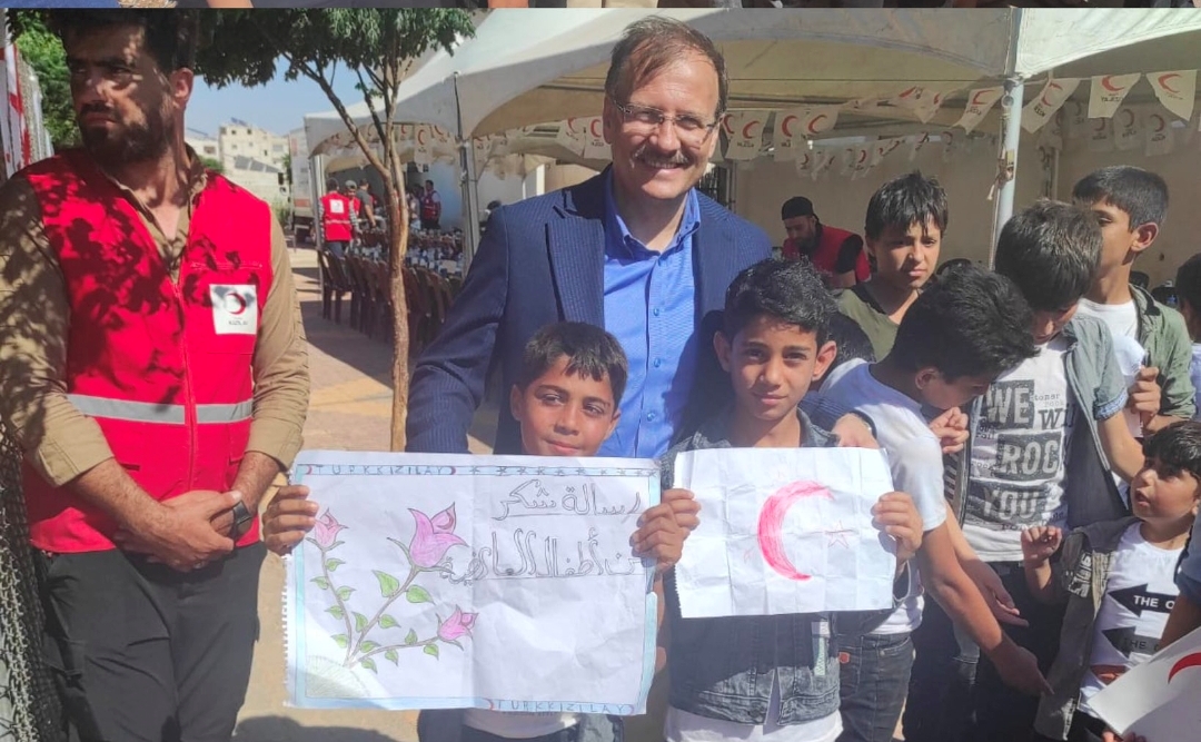 Hakan Çavuşoğlu’nın İdlib izlenimleri; ‘Hedef 1 milyon Suriyeli’nin dönüşü’