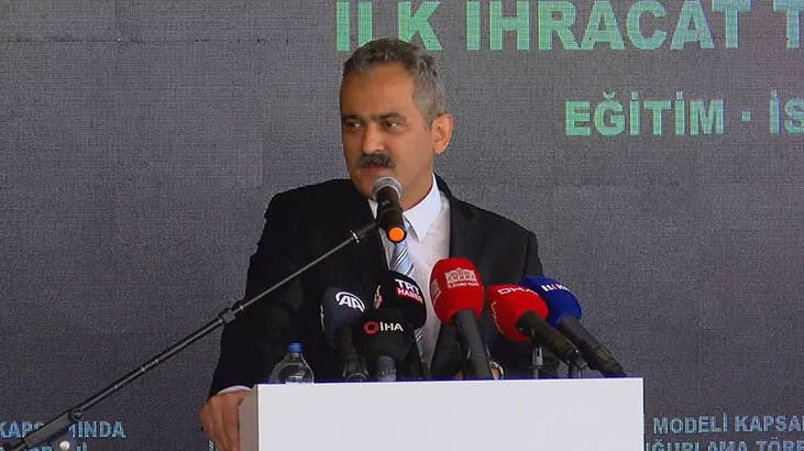 Meslek lisesinden ilk ihracat TIR’ı yola çıktı Meslek lisesinden ilk ihracat TIR’ı yola çıktı