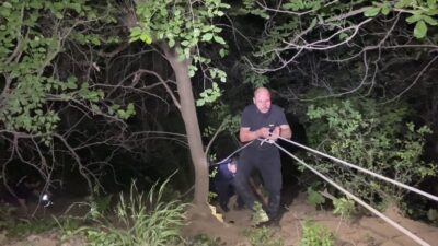 Bursa’da dengesini kaybederek 10 metrelik uçurumdan düştü