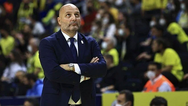 Fenerbahçe Beko Aleksandar Djordjevic ile yollarını ayırdı Fenerbahçe Beko Aleksandar Djordjevic ile yollarını ayırdı