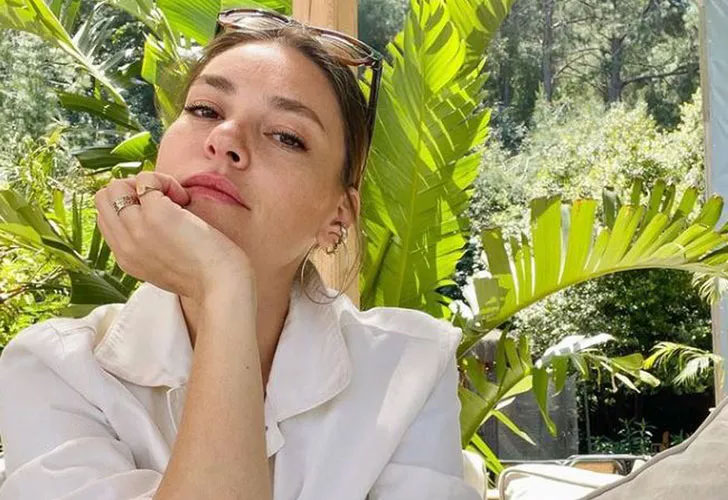 Aslı Enver’den tatil pozları olay oldu!