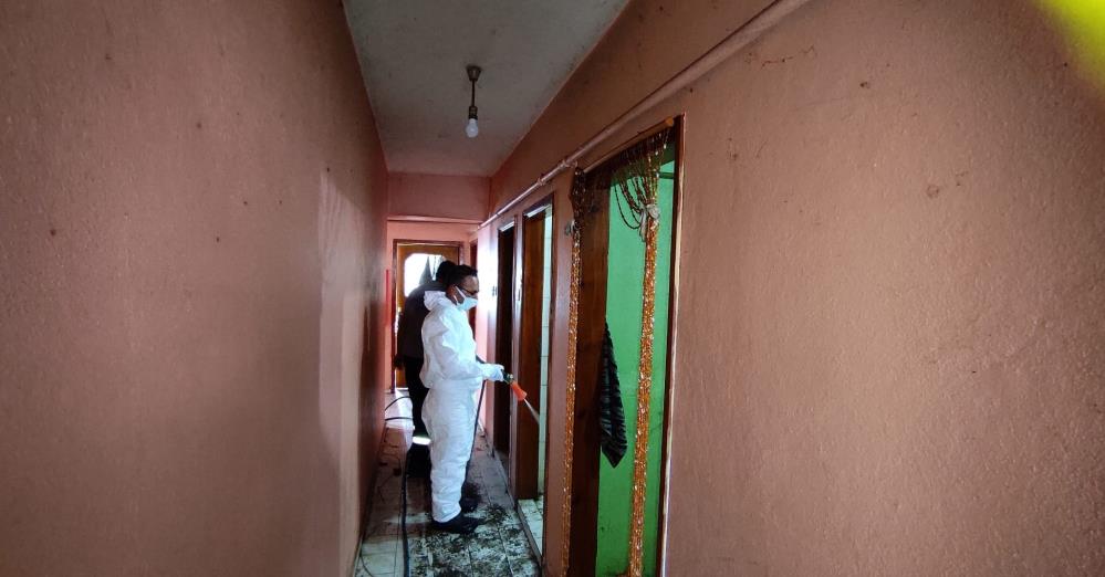 Bursa’da bu evden 4 kamyon çöp çıktı!