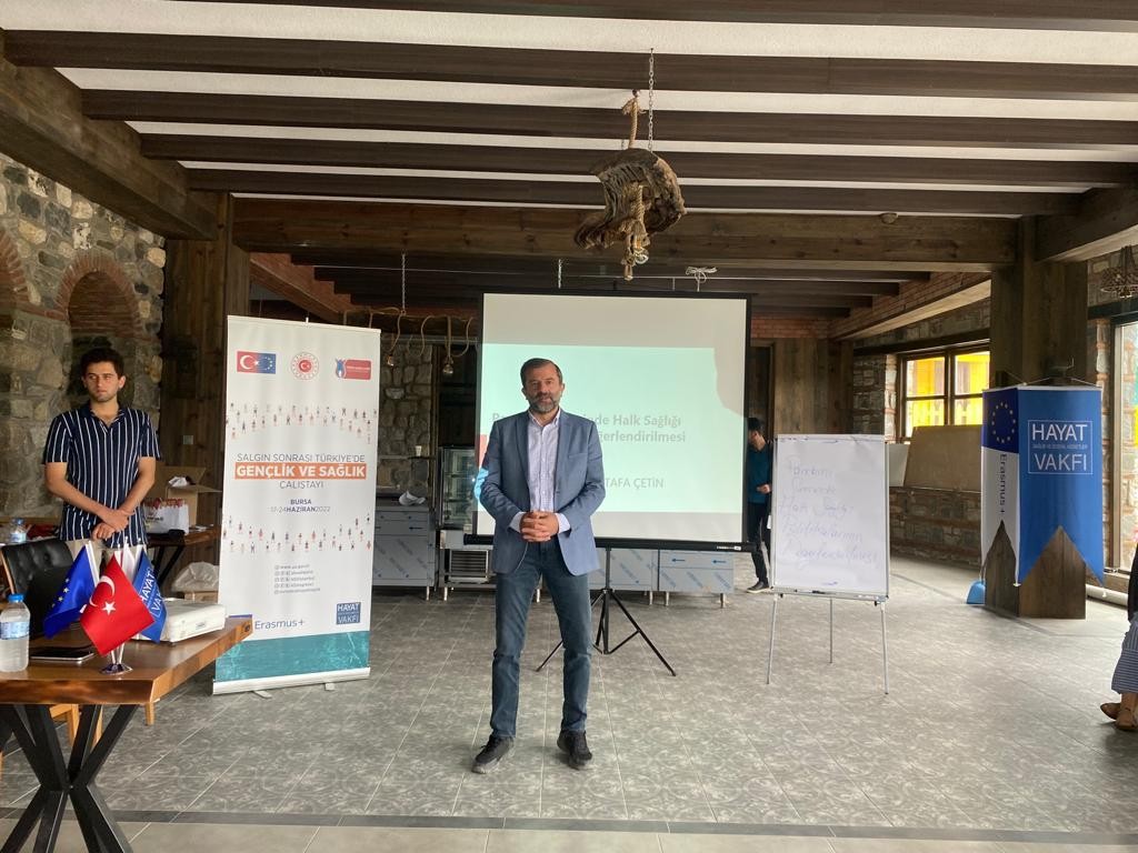 Gençler pandemi sonrası sağlık çalıştay’ında buluştu