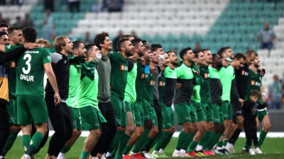 Bursaspor’da bir nesil yok oldu! Kulübün geleceği satıldı!