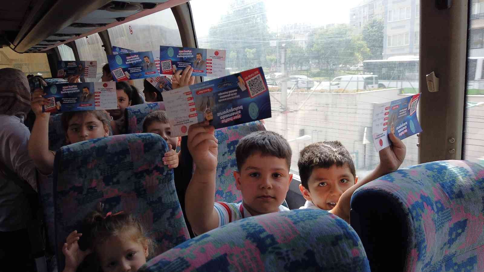 Gürsulu çocuklar, Aslan’ın hayalleri peşindeki maceralarını izledi 2 gursulu cocuklar aslanin hayalleri pesindeki maceralarini izledi 584fced