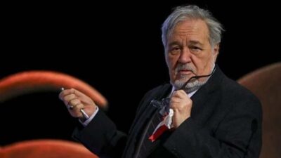 İlber Ortaylı: Dünya Türkleri bekliyor