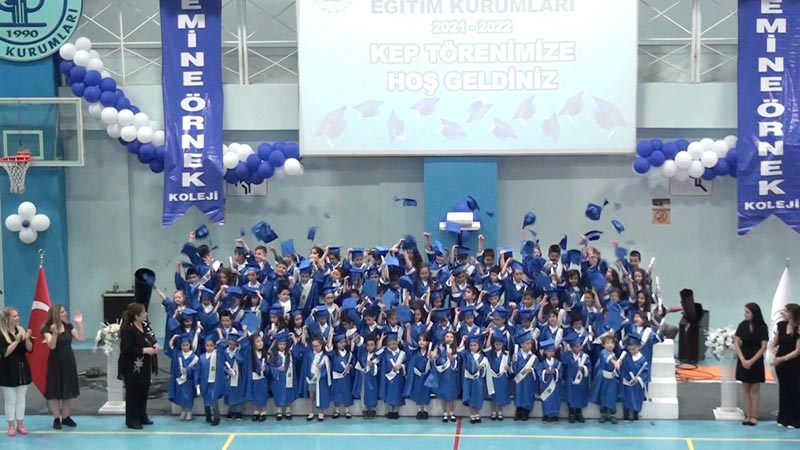 Emine Örnek Anaokulları öğrencilerinin mezuniyet töreni Emine Örnek Anaokulları öğrencilerinin mezuniyet töreni