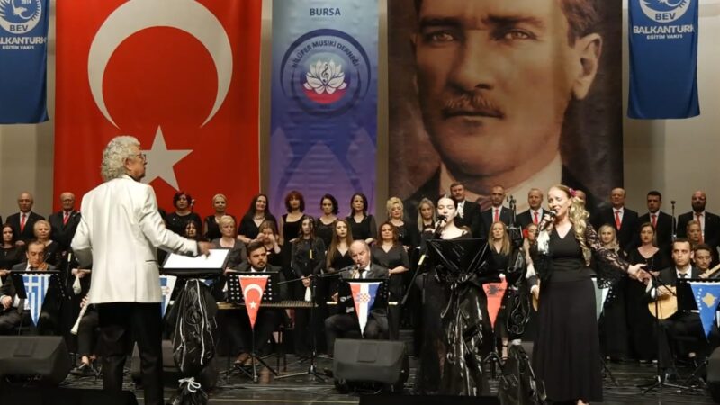 Bursa’da ‘Balkan’ rüzgarı! Öğrenciler için söylediler… Balkantürk Eğitim Vakfı (BEV), düzenlediği organizasyonlar ve hayata geçirdiği projelerle