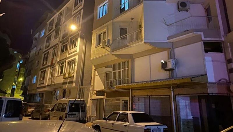 Eşini ve oğlunu öldürdü! Kıraathanede yakalandı