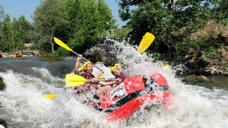 Bursa’da geçen yıl açılmıştı! Yabancı turistleri ağırlamaya hazırlanıyor Marmara Bölgesi’nin ilk rafting parkuru olan Orhaneli Kocasu Rafting Parkuru,