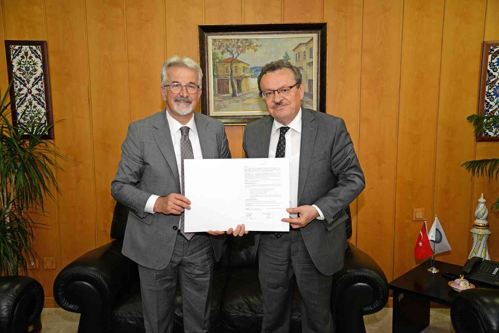 Nilüfer Belediyesi’nden BUÜ’ye özel destek Nilüfer Belediyesi’nden BUÜ’ye özel destek