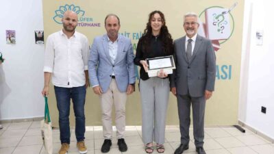 Nilüfer Belediyesi’nin Yılın Yazarı Sait Faik adına düzenlediği “Liselerarası Kitap