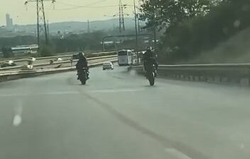 Bursa’da ölüme davetiye çıkartan motorcular kamerada
