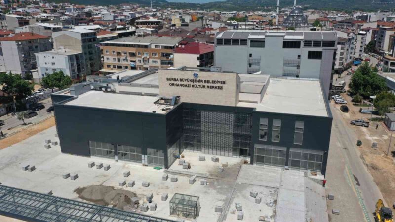 Orhangazi Kültür Merkezi’nde son rötuşlar Bursa Büyükşehir Belediyesi tarafından Orhangazi ilçesine kazandırılan Orhangazi Kültür Merkezi’nin