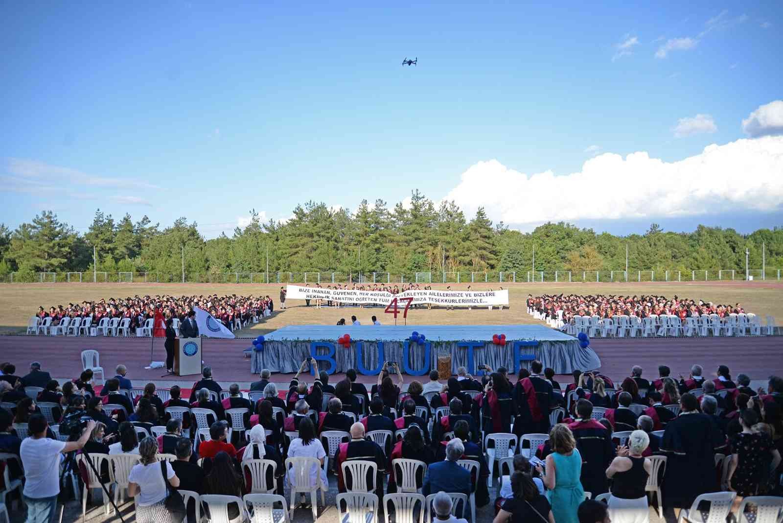 Sağlık ordusuna 350 yeni hekim Sağlık ordusuna 350 yeni hekim