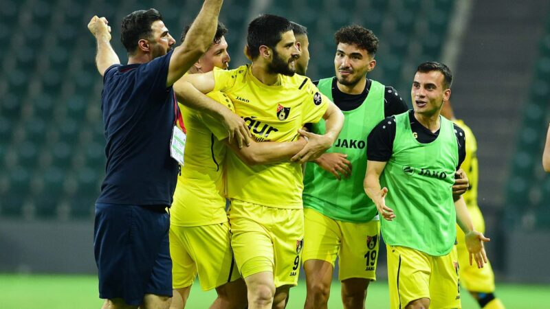Süper Lig’e çıkan son takım belli oldu! Spor Toto 1. Lig play-off finalinde Royal Hastanesi Bandırmaspor'u 2-1