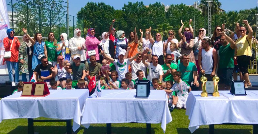 Bursaspor’dan iki şampiyonluk