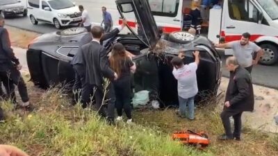 Meclis Başkanı korumalarının bulunduğu araç Bursa otobanında kaza yaptı