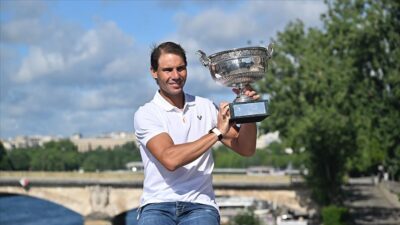 Toprak kortların kralı Nadal başarıya doymuyor