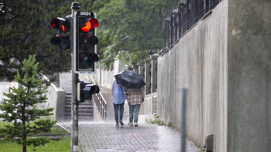Yağışlı hava ne kadar sürecek? Meteoroloji uzmanı açıkladı