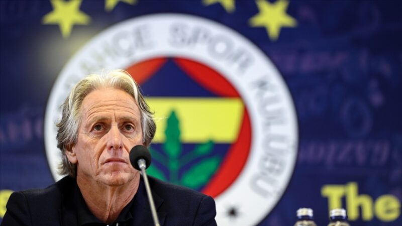 Fenerbahçe'nin yeni teknik direktörü Jorge Jesus, sarı-lacivertli takımla şampiyonluklar yaşamak
