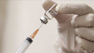 Covid-19 aşısı olmadığı için işten tazminatsız atılmıştı! Bursa’da mahkemeden karar