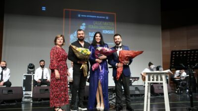 Bursa Büyükşehir Belediyesi Orkestra Şube Müdürlüğü Çalgıcı Mektebi Roman Orkestrası,