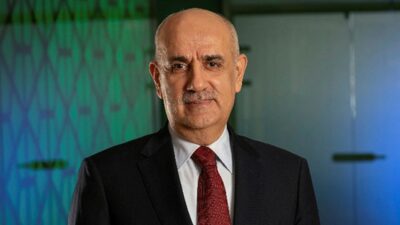 Buğday kriziyle ilgili söylentilere tarladan yanıt verdi