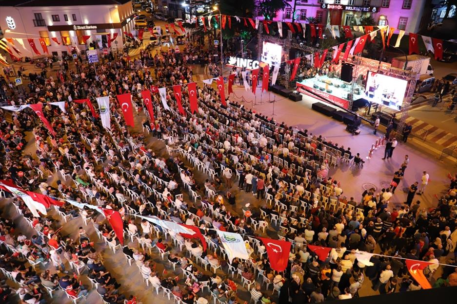 ‘İnegöl 6. kez demokrasi nöbetinde’