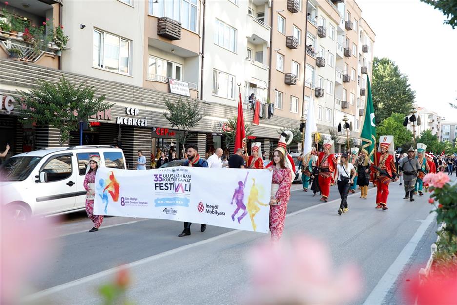 İnegöl’de Kültür Sanat Cümbüşü başladı 1 3392 inegol de kultur sanat cumbusu basladi e0211176 1a0b 4d1a 832d c3d75947af5d