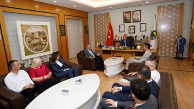 Başkan Taban kardeş şehirlerden gelen delegasyonları ağırladı