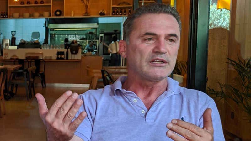 Tahsin Tam’dan flaş mesajlar: ‘Çok borcumuz var ama…’