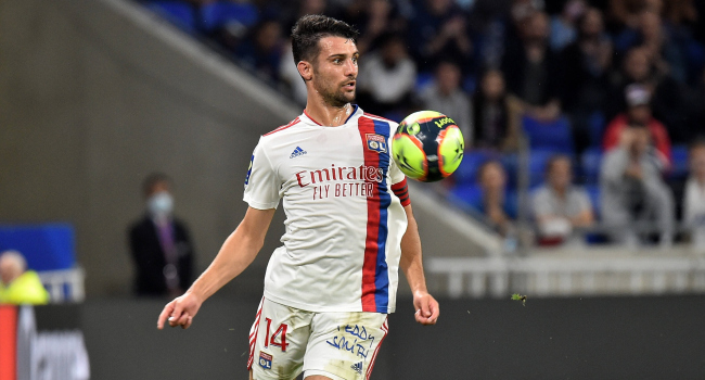 Galatasaray bir ismi daha duyurdu