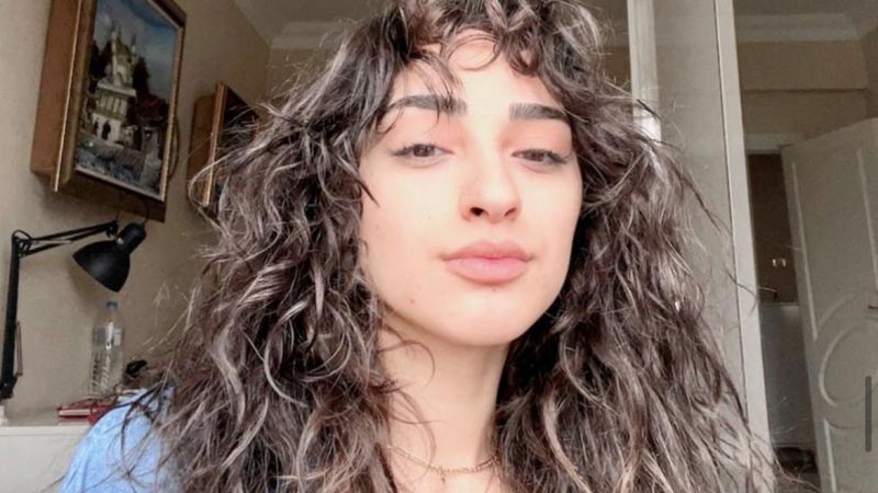 Otomobilin çarptığı scooter’lı kadın öldü